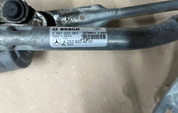 Mercedes-Benz GLC AMG Front wiper linkage and motor A2538204500 3397022061