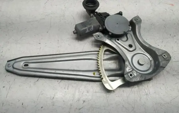 Toyota Auris 150 Rear door window regulator with motor 85720-0D120
