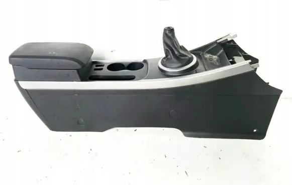 Mazda CX-7 Center console