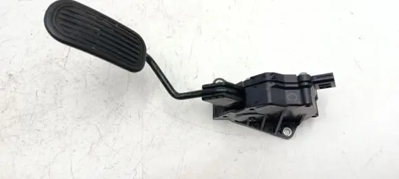 Lexus IS 220D-250-350 Accelerator throttle pedal 7811053030