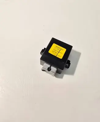Opel Antara Seat heating relay 96960006