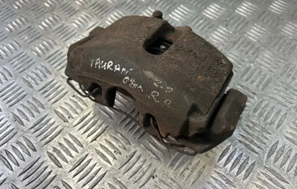 Volkswagen Touran I Front brake caliper