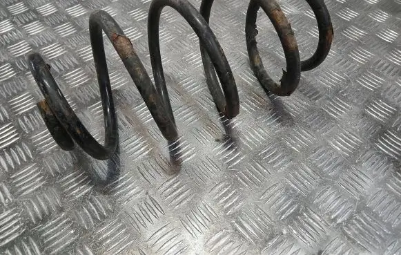 Volkswagen Transporter - Caravelle T5 Front coil spring