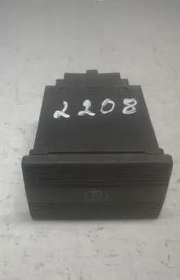 Volkswagen PASSAT B4 Windscreen/window heater switch 3A0959621