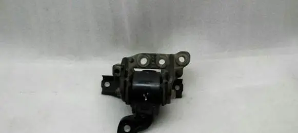 Mitsubishi Lancer X Engine mount bracket MN184329
