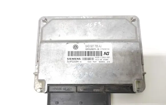 Volkswagen Touareg I Gearbox control unit/module 0AD927755AJ 5WP22084