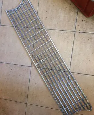 VAZ 2101 Front bumper upper radiator grill 21018401042