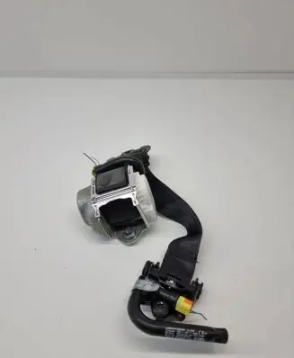 Land Rover Evoque II Front seatbelt