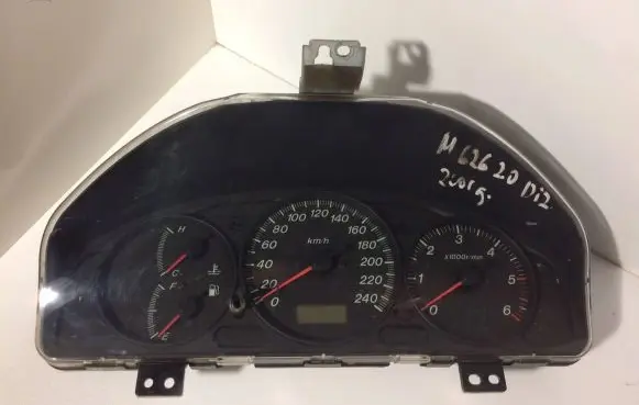 Mazda 626 Speedometer (instrument cluster) GG3DA