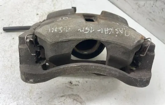 Nissan Qashqai Front brake caliper