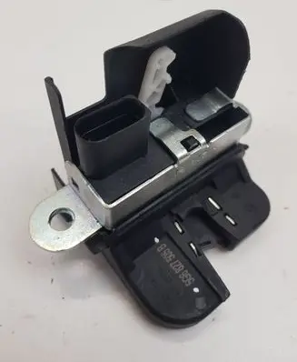 Volkswagen Golf VII Tailgate/trunk/boot lock/catch/latch 5G6827505B