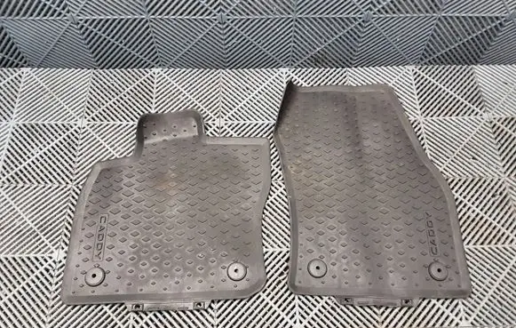 Volkswagen Caddy Car floor mat set 2K8061502