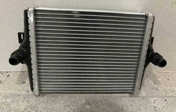 BMW 3 F30 F35 F31 Optional radiator 17117628057 7628057