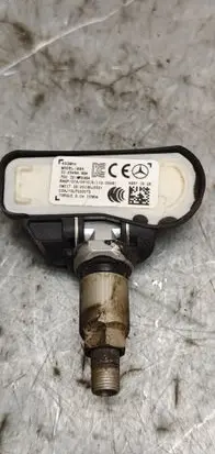 Mercedes-Benz E W213 Tire pressure sensor 2546AGG4 2013DJ5531