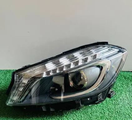 Mercedes-Benz A W176 Headlight/headlamp a1768201161