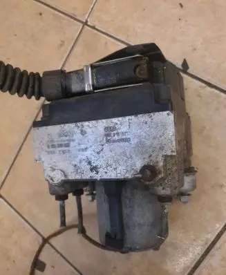 Audi A4 S4 B5 8D ABS Pump 0265214002 H182453