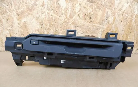 Lexus UX Radio/CD/DVD/GPS head unit 8614076F80