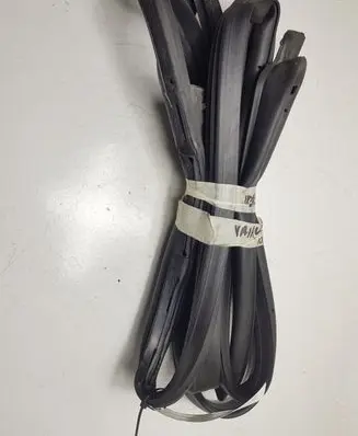 Hyundai Ioniq Rubber seal front door (on door) 