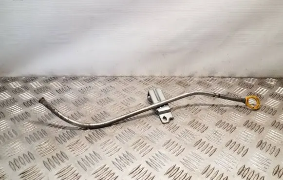 Toyota Auris E180 Oil level dip stick