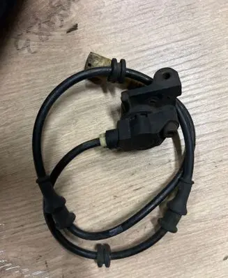 Opel Vectra B ABS brake wheel speed sensor 90464775