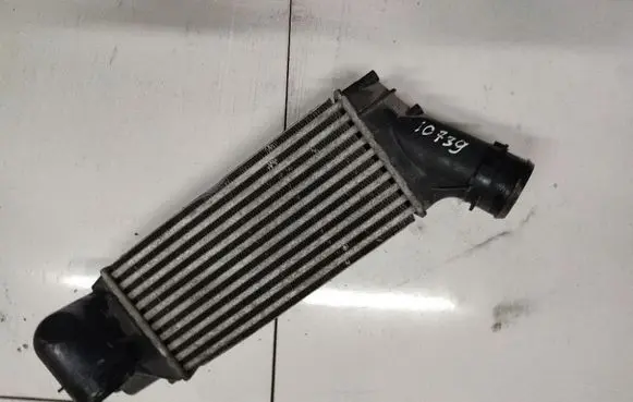 Citroen C4 I Picasso Intercooler radiator 965525880
