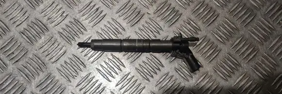 Mercedes-Benz ML W164 Fuel injector A642070