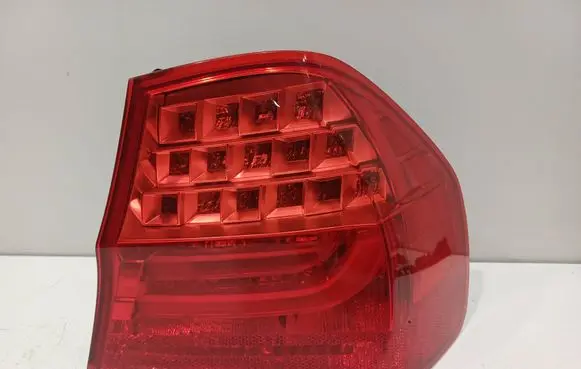 BMW 3 E90 E91 Rear/tail lights 4871732