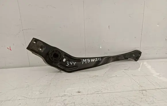 Mercedes-Benz E W212 Headlight/headlamp mounting bracket PP212620028