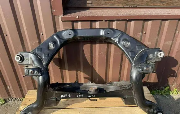 Toyota RAV 4 (XA50) Rear subframe 