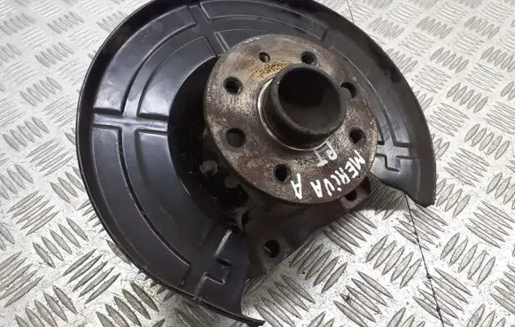 Opel Meriva A Front wheel hub