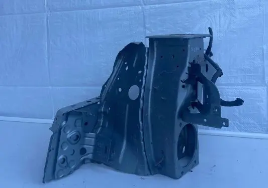 Front quarter panel