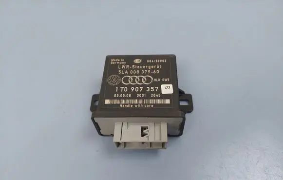 Volkswagen Golf V Light module LCM 1T0907357 5LA00837960