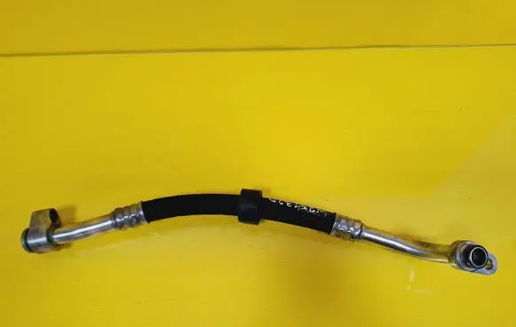 Mercedes-Benz R W251 Air conditioning (A/C) pipe/hose