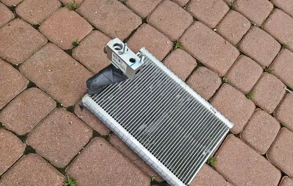 Opel Grandland X Air conditioning (A/C) radiator (interior) 17TYS