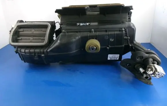 BMW 1 E82 E88 Interior heater climate box assembly 6947247