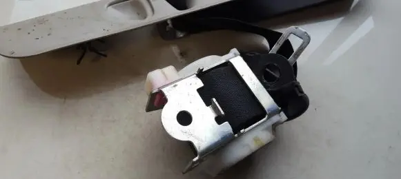 Opel Zafira A Rear seatbelt 90580901 25010001