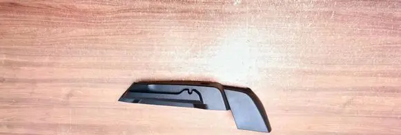 Parcel shelf load cover mount bracket