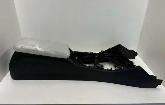 BMW M4 G82 G83 Armrest 58450713 5116 107393191C