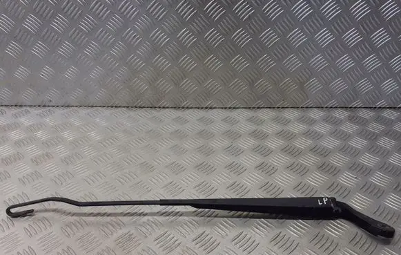 Chrysler Grand Voyager IV Front wiper blade arm 4717365