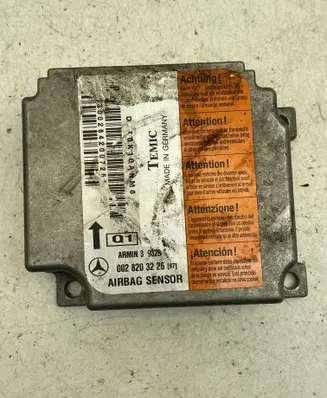 Mercedes-Benz E W210 Airbag control unit/module 0028203226