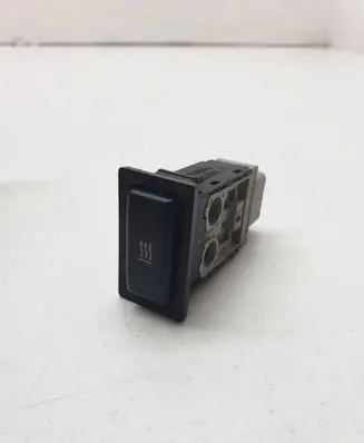 Toyota Avensis T250 Seat heating switch 153261