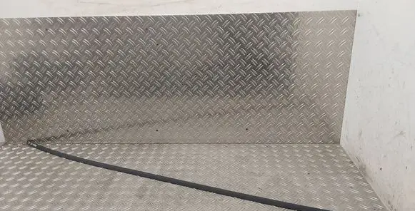 Roof trim bar molding cover