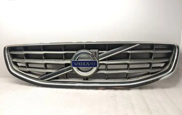 Volvo V60 Front bumper upper radiator grill 31333692