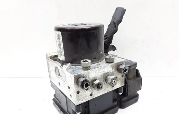 Volvo XC60 ABS Pump 31329137