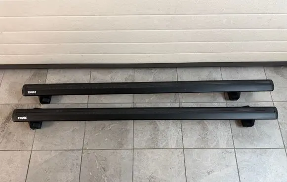 Ford Ranger Roof transverse bars on the 