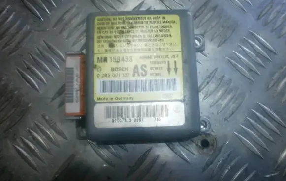 Mitsubishi Carisma Airbag control unit/module MR158433