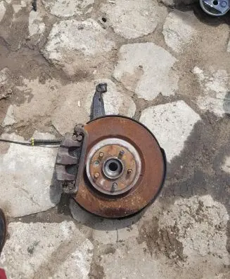 Land Rover Discovery 4 - LR4 Front wheel hub spindle knuckle AH22-3K185-AB