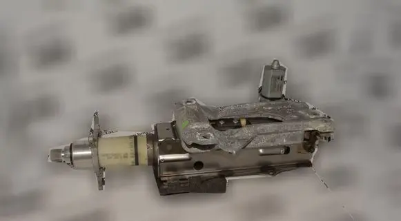 Steering wheel axle set