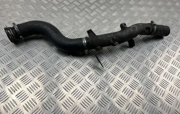 Intercooler hose/pipe