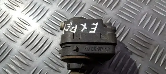 Peugeot Expert Headlight level adjustment motor 